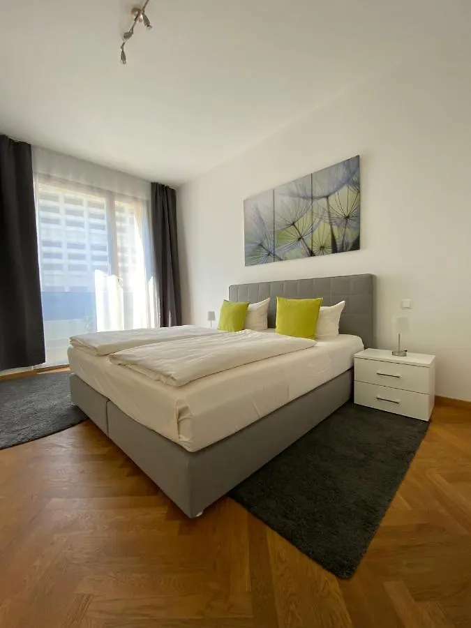 Grosszuegiges Apartment Mit Blick Zur Frauenkirche Dresden