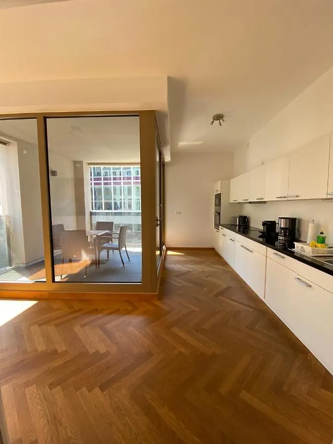 Grosszuegiges Apartment Mit Blick Zur Frauenkirche Δρέσδη Γερμανία